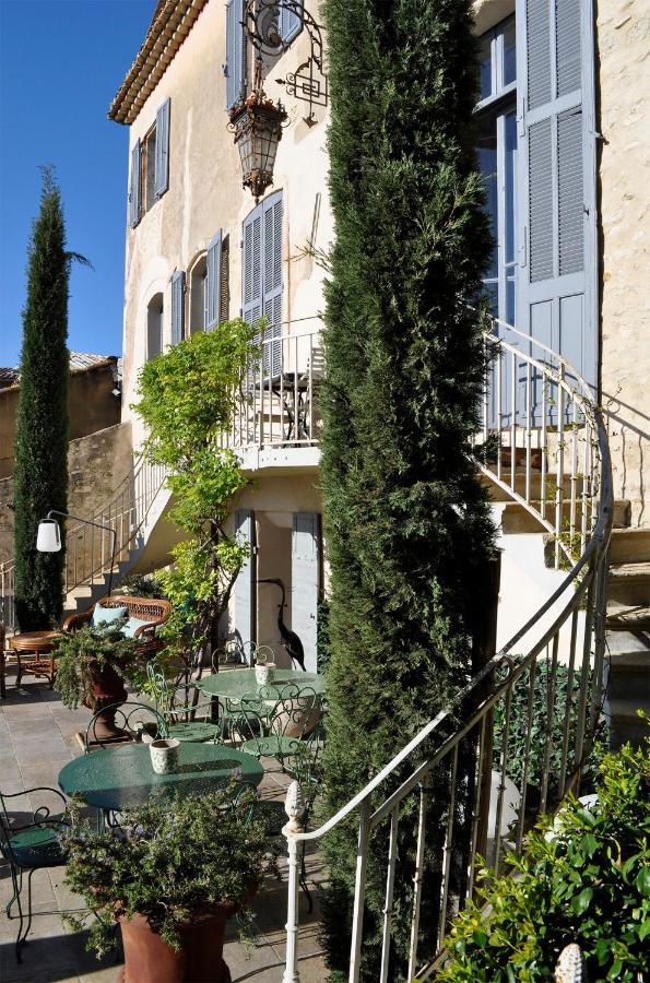 Le Petit Chateau Châteauneuf-de-Gadagne Kültér fotó