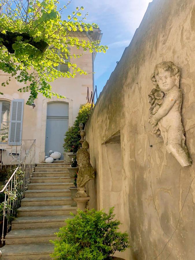 Le Petit Chateau Châteauneuf-de-Gadagne Kültér fotó