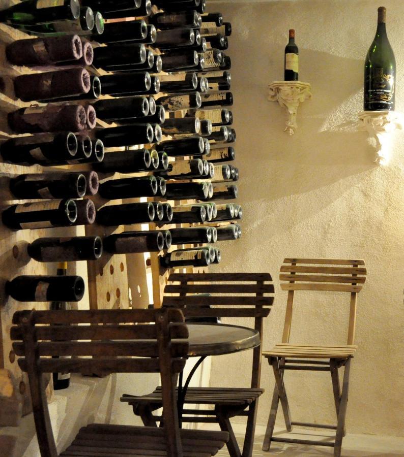 Le Petit Chateau Châteauneuf-de-Gadagne Kültér fotó