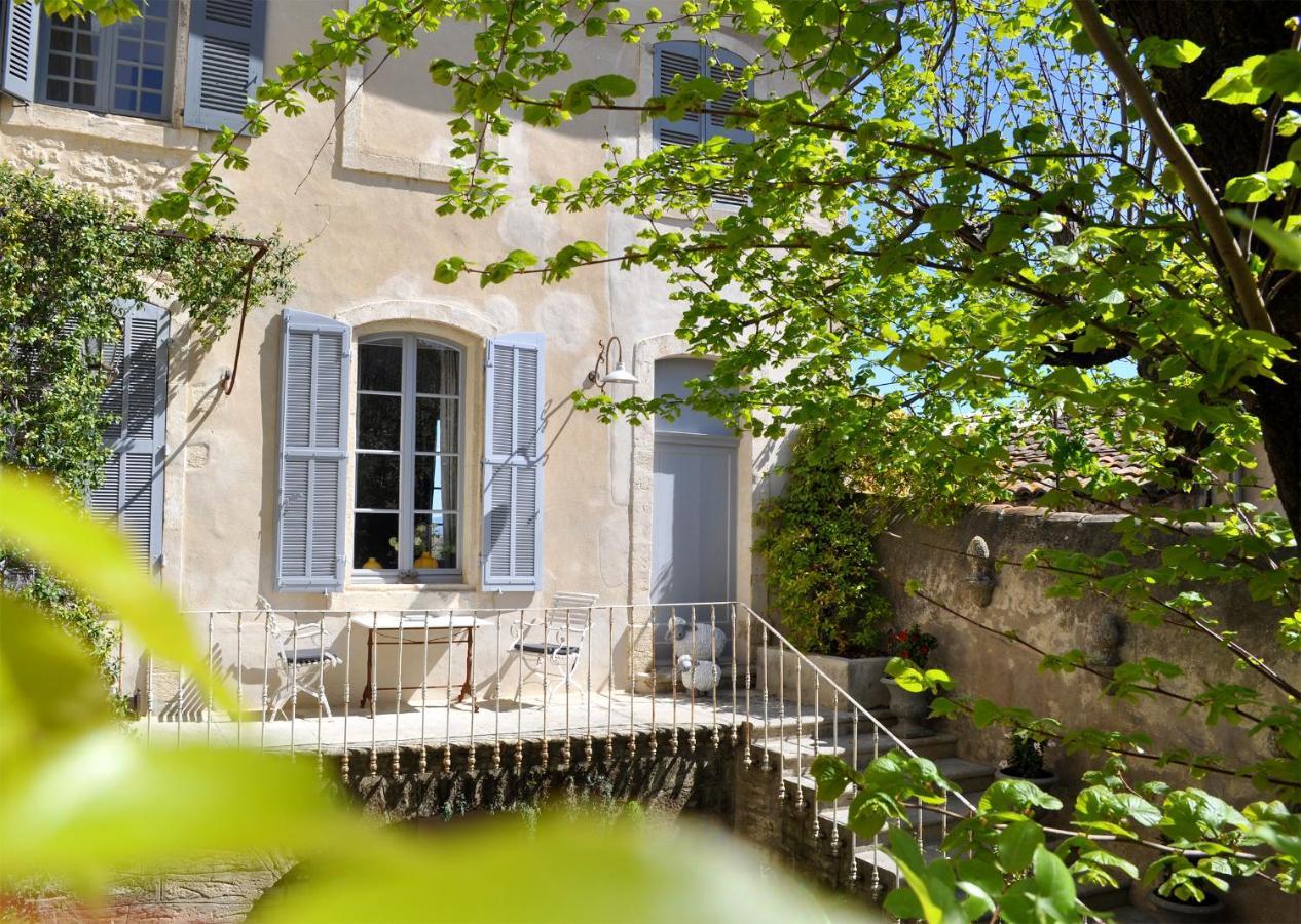 Le Petit Chateau Châteauneuf-de-Gadagne Kültér fotó