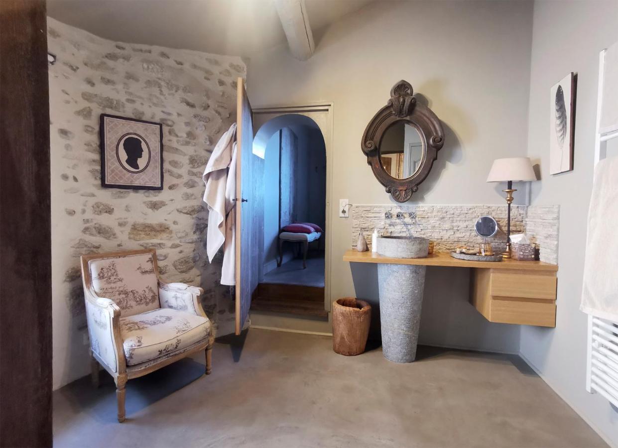 Le Petit Chateau Châteauneuf-de-Gadagne Kültér fotó