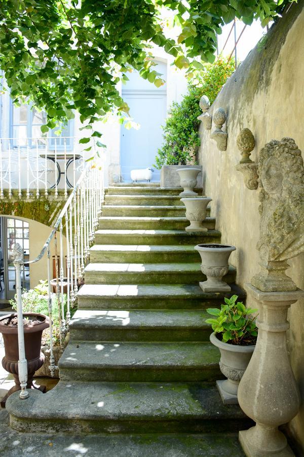 Le Petit Chateau Châteauneuf-de-Gadagne Kültér fotó